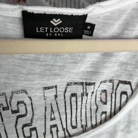 FSU seminoles let loose open back tee shirt Sz. Medium white black tissue - Picture 6 of 7